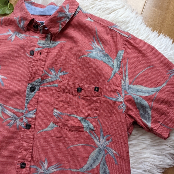 👕RIP CURL - Jungle Short Sleeve Button-down - Picture 9 of 9